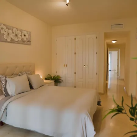 Marbella Luxury Fast Internet Netflix Lägenhet